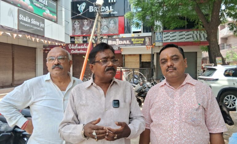 भ्रष्टाचार फैला रखा है अधि.अभियंता आफताब अहमद ने-नवीन गुप्ता