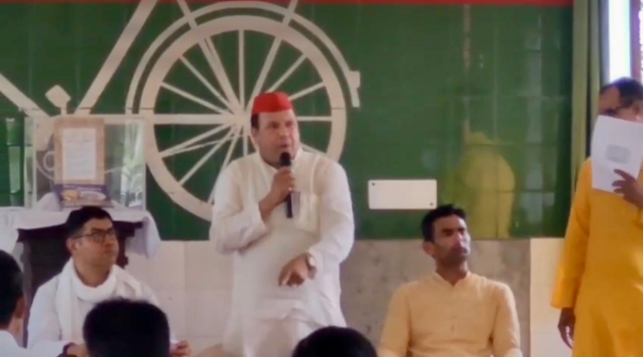 सपा जिलाध्यक्ष विपिन चौधरी ने अपने ही नेताओं को बताया “चोर”