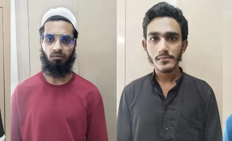 गुजरात एटीएस ने अल-कायदा से जुड़े 4 आतंकियों को गिरफ्तार किया