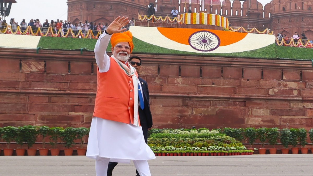 स्वदेशी सेमीकंडक्टर चिप, GST रिफॉर्म और मिशन सुदर्शन चक्र-लाल किले से मोदी की घोषणाएं