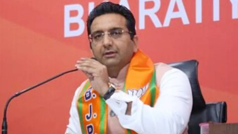 गौरव भाटिया को हाईकोर्ट से बड़ी राहत, अपमानजनक वीडियो हटाने के निर्देश