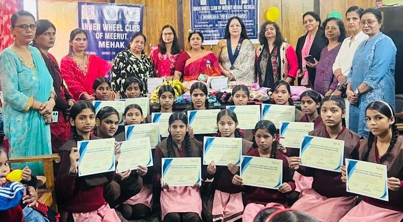 इनरव्हील क्लब ऑफ़ मेरठ महक ने कस्तूरबा गांधी बालिका स्कूल में मनाया बाल दिवस