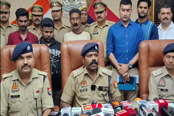 मेरठ में स्वाट टीम और परतापुर पुलिस की बड़ी कामयाबी: मुठभेड़ के बाद 4 अंतरराज्यीय अवैध असलाह तस्कर गिरफ्तार